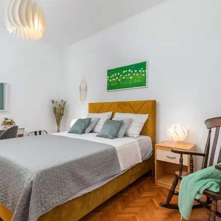 House Slaven With Private Swiming Pool Appartamento Pola